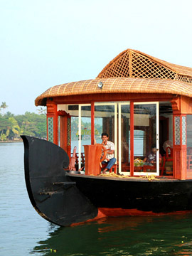 Oasis Houseboats