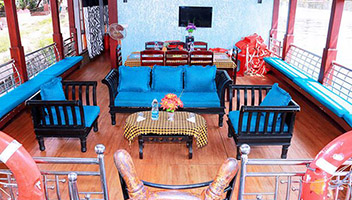 Oasis Houseboats